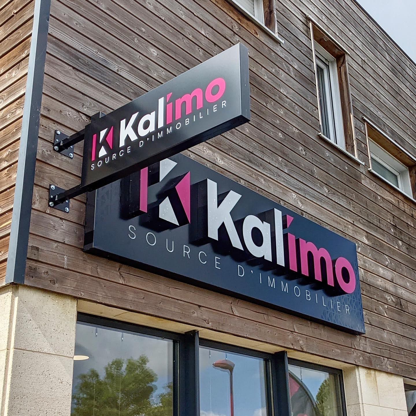 décoration de façade d'une agence immobilière à pessac